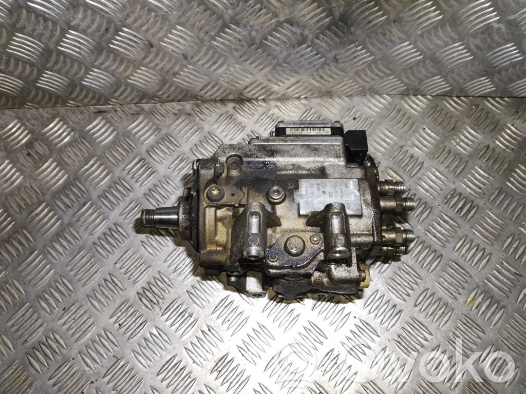 Audi A6 S6 C5 4B Pompa wtryskowa wysokiego ciśnienia 