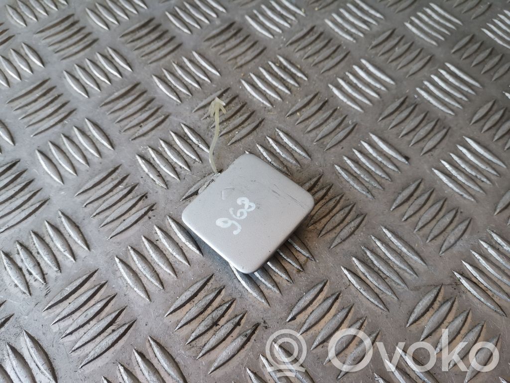Abdeckung Deckel Abschleppöse vorne   5111703370012,51117033700,7033700