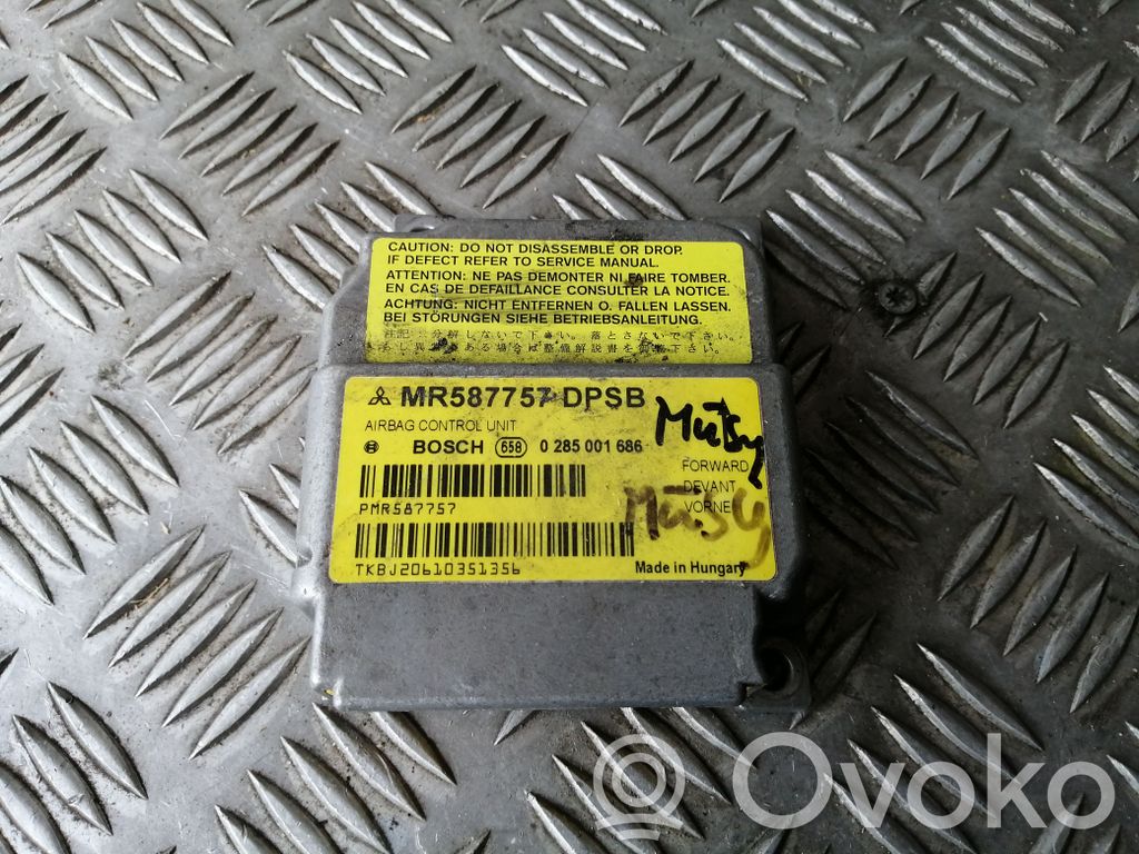 Mitsubishi Colt Unitate/modul de comandă airbaguri 