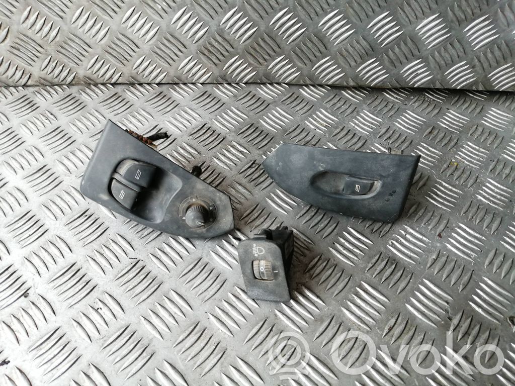 Fiat Ducato Electric window control switch 