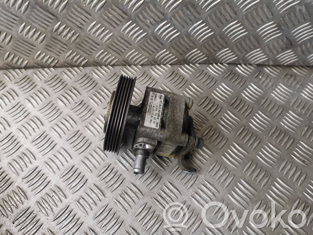 Volvo V70 Power steering pump 