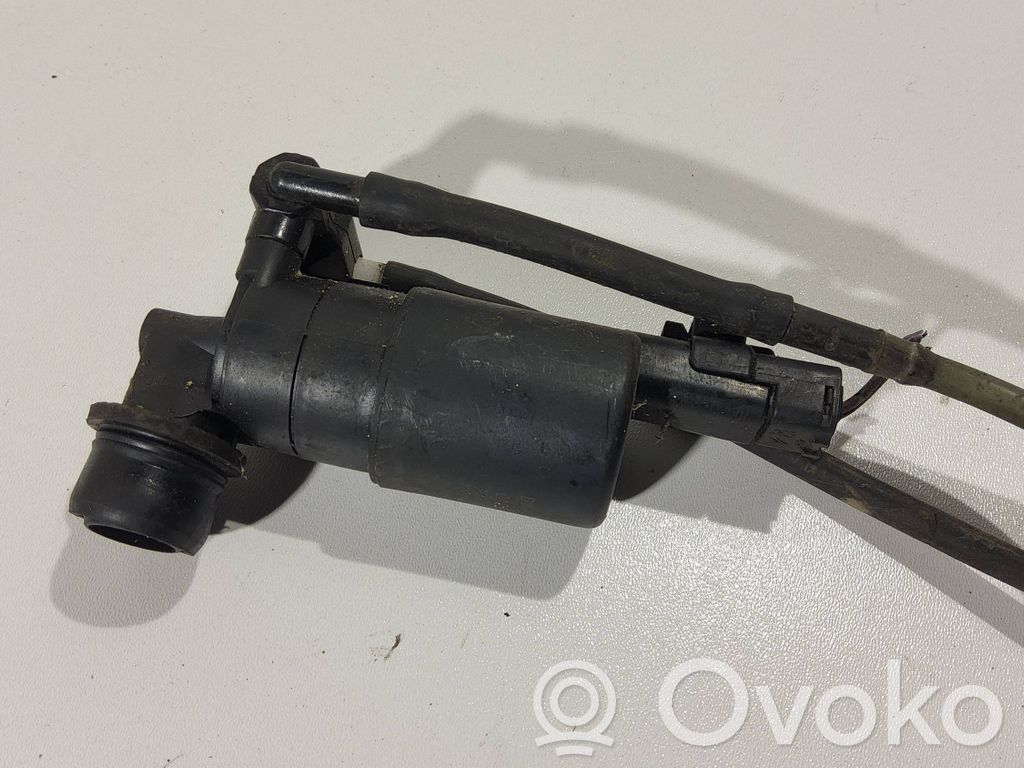 Audi A6 S6 C5 4B Windscreen/windshield washer pump 