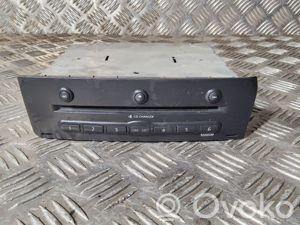 Renault Megane II Schimbător CD/DVD 
