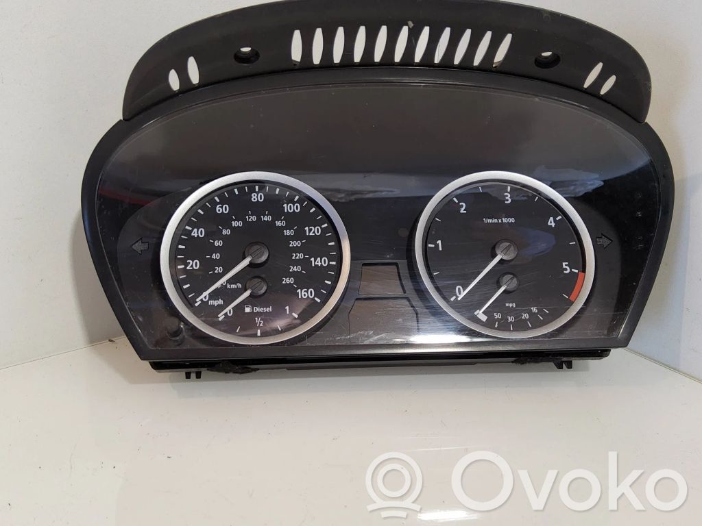 BMW 5 E60 E61 Spidometras (prietaisų skydelis) 