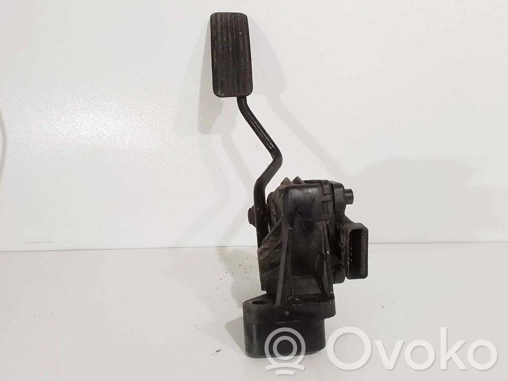 Opel Astra H Accelerator throttle pedal 