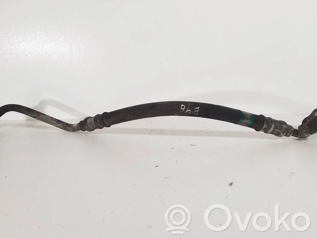 BMW 3 E46 Air conditioning (A/C) pipe/hose 