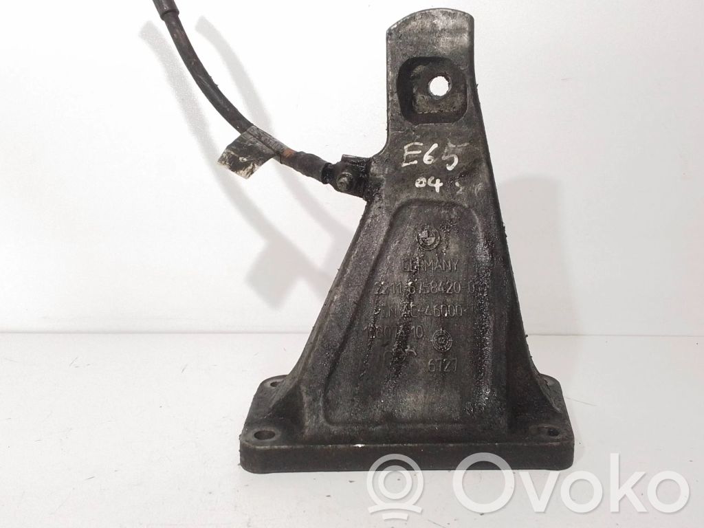 BMW 7 E65 E66 Engine mount bracket 