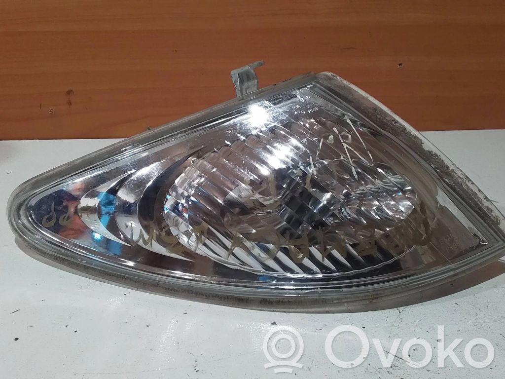 Front indicator light   P1997