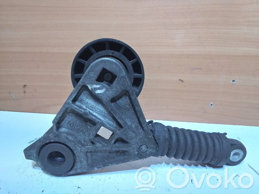 Ford Mondeo Mk III Diržo įtempėjas 