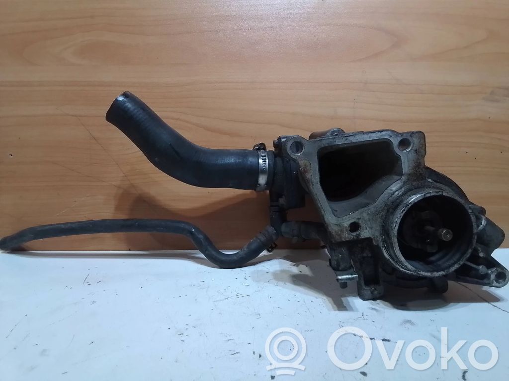 Ford Mondeo Mk III Vacuum pump 