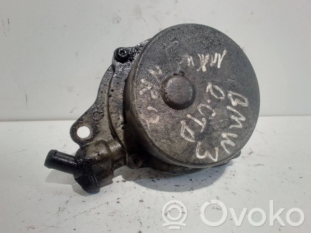 BMW 3 E46 Vacuum pump 