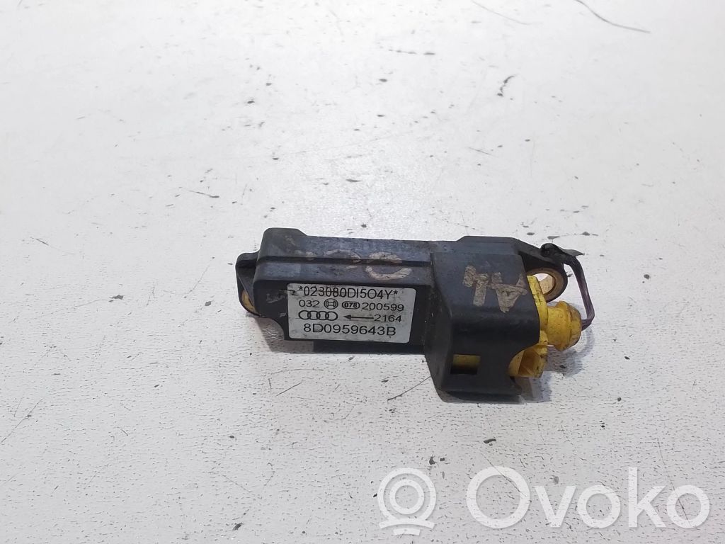 Airbagsensor Crashsensor Drucksensor   8D0959643B,200599,923880D54