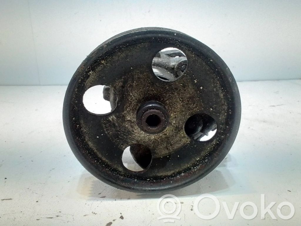 Peugeot 807 Power steering pump 