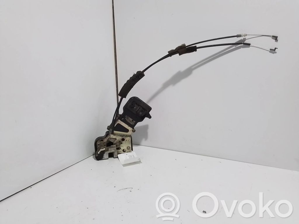 Opel Astra H Aizmugurē slēdzene 