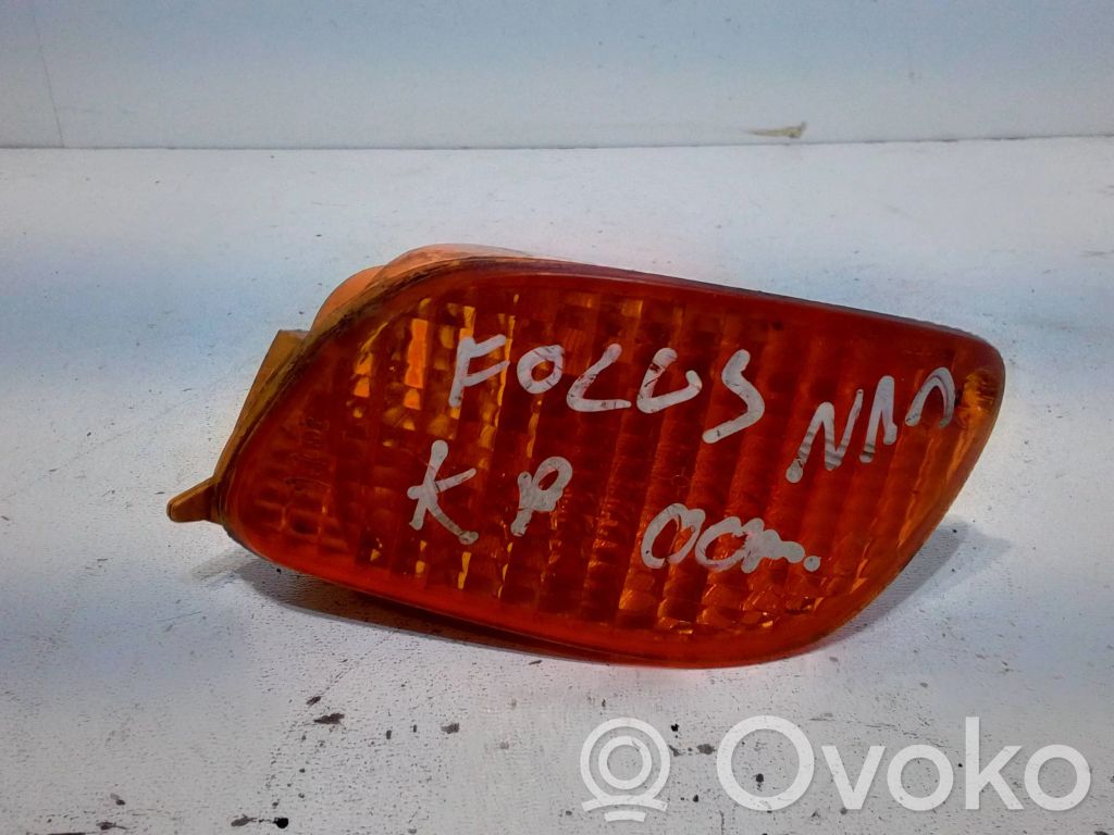 Ford Focus Front indicator light 