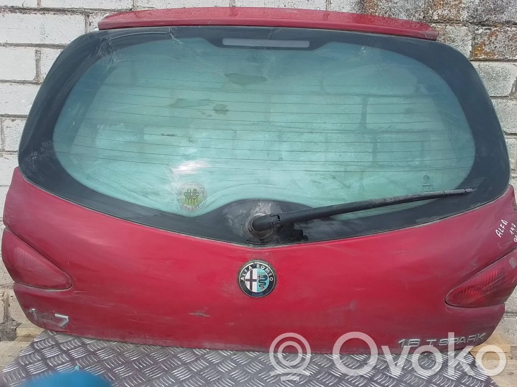 Tailgate/trunk/boot lid