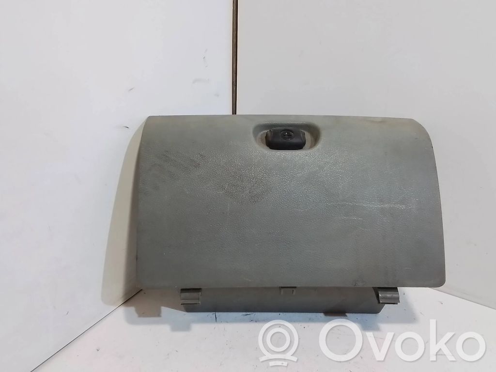 Renault Master II Glove box 