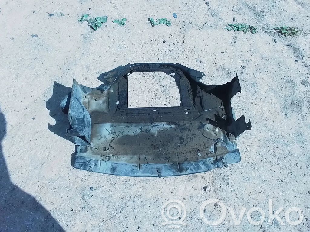 BMW 7 E38 Variklio dugno apsauga 
