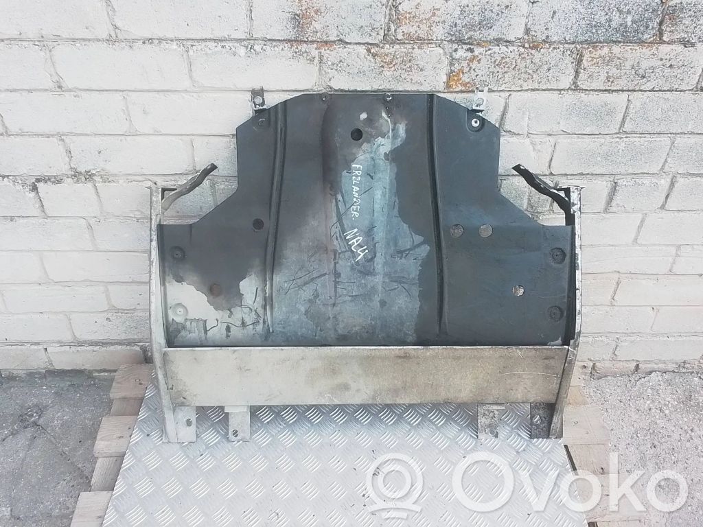 Engine splash shield/under tray
