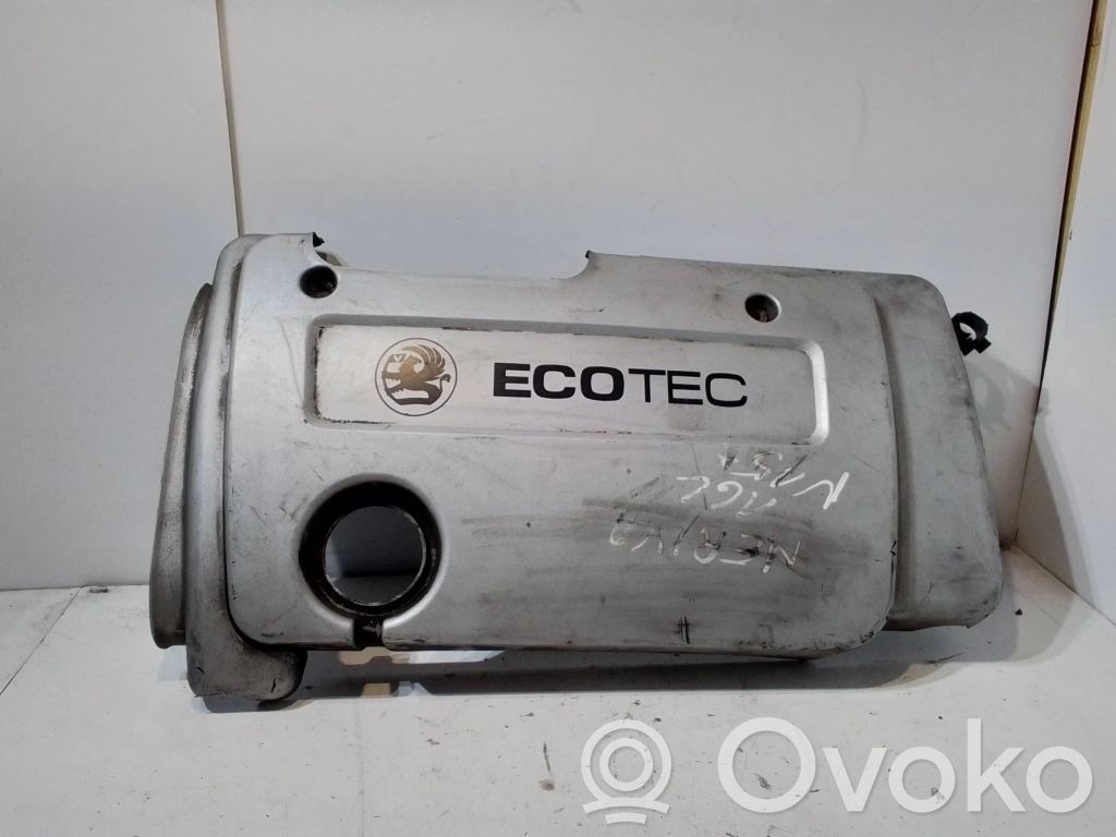 Opel Zafira A Variklio dangtis (apdaila) 