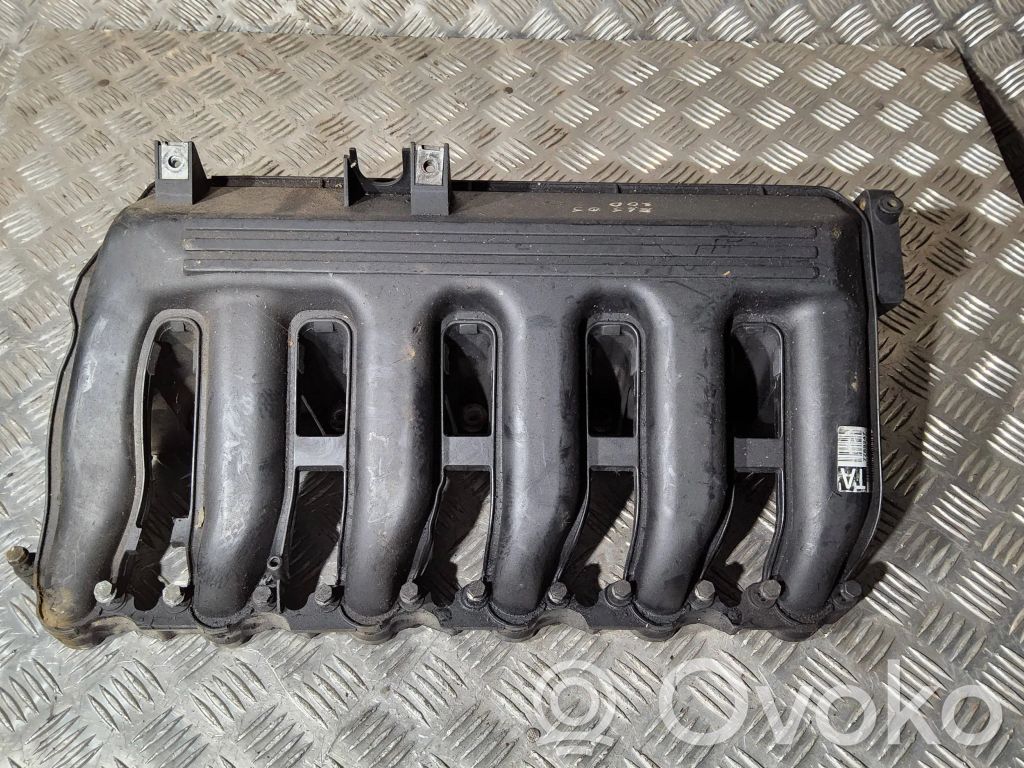BMW 7 E65 E66 Intake manifold 