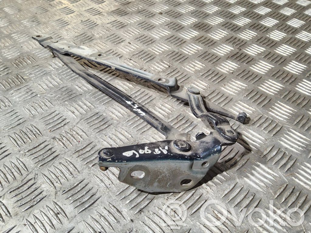 Audi A8 S8 D2 4D Tailgate/trunk/boot hinge 