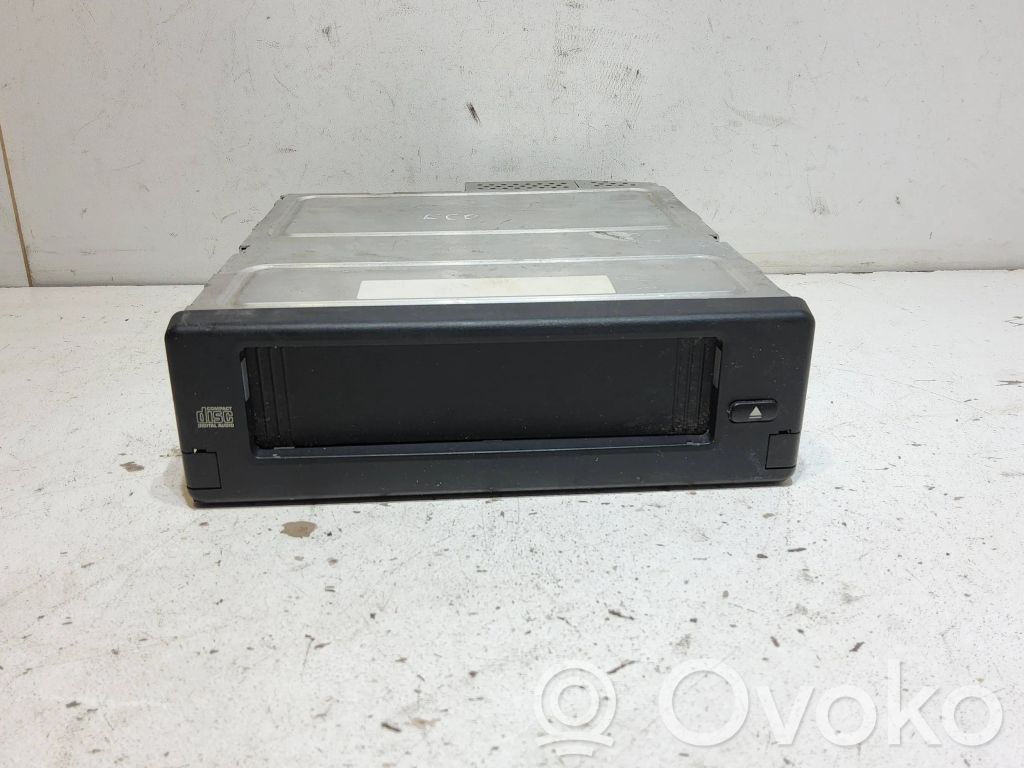 BMW 5 E60 E61 CD/DVD changer 