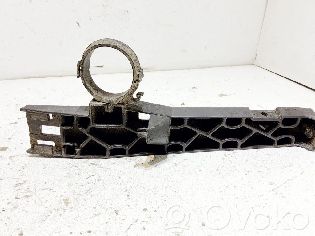 Other engine bay part   7788293,10617210,17137788293