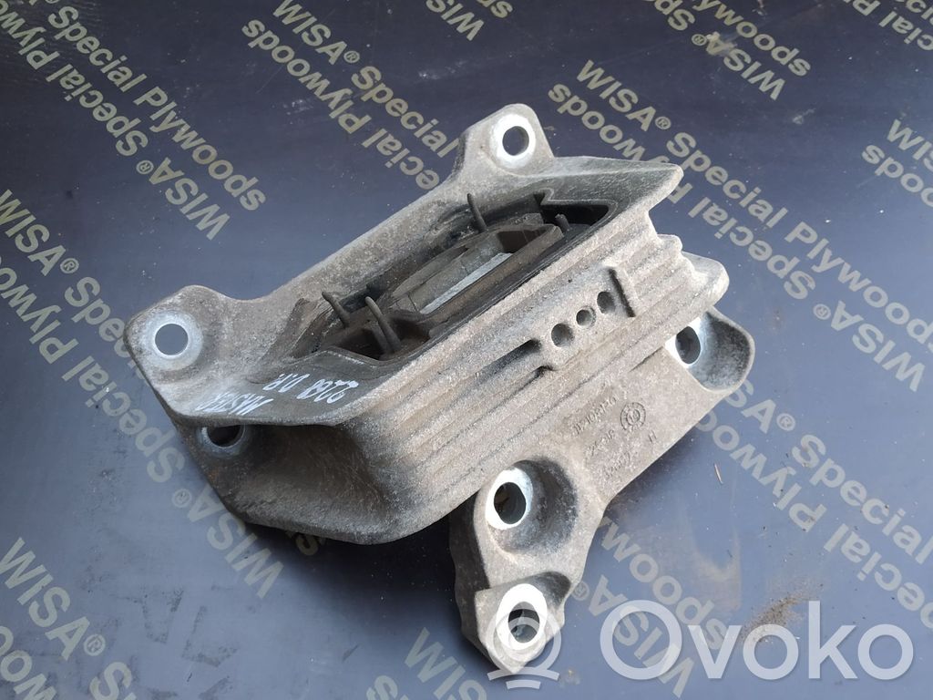 Engine mounting bracket   112103130,26018,326D75
