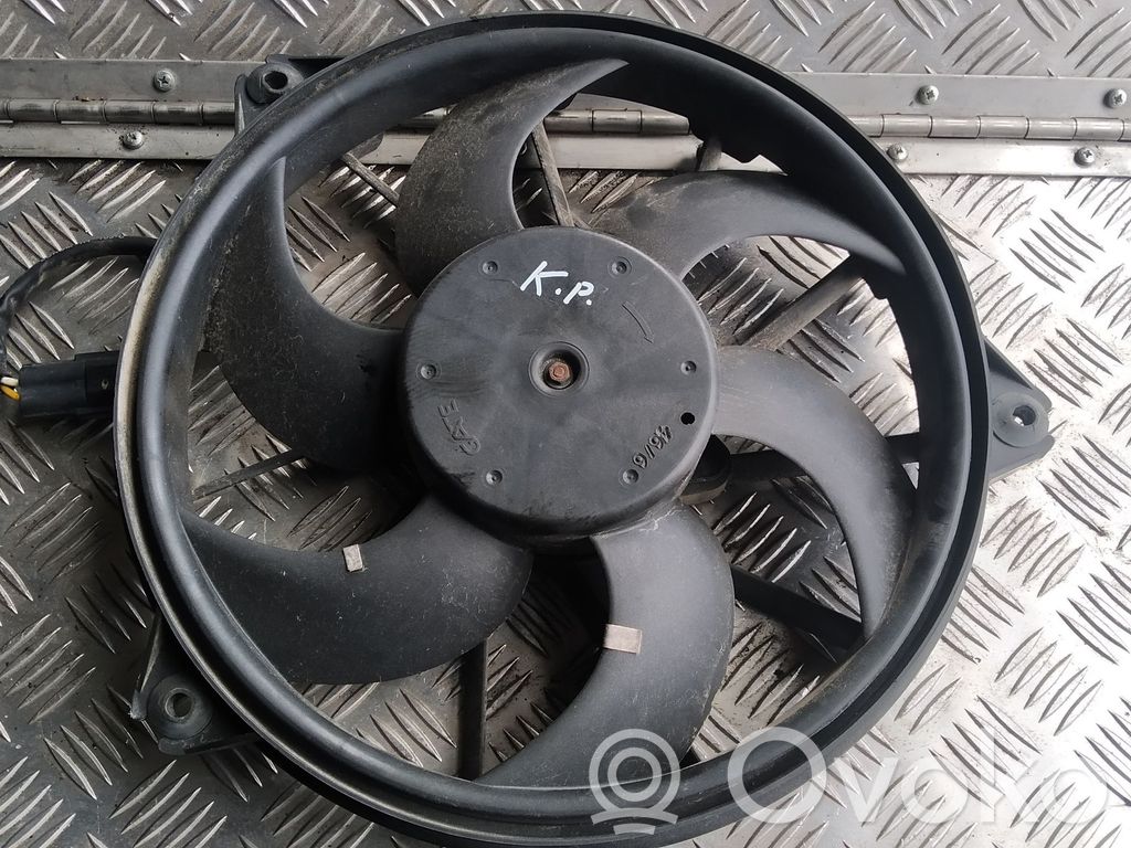 Peugeot Expert Elektrisks radiatoru ventilators 