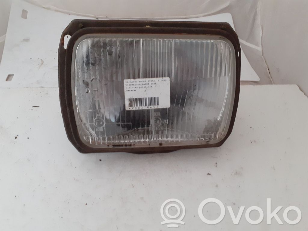 Daihatsu Rocky Headlight/headlamp 