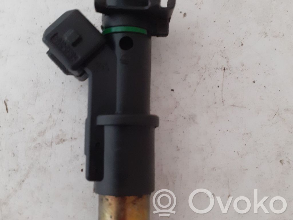 Citroen Xsara Picasso Inyector de combustible 