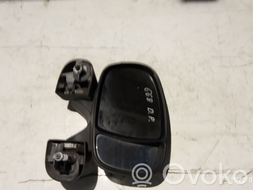 Nissan Primastar Front door electric wing mirror 
