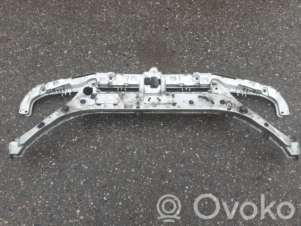 Ford Focus Radiatoru panelis 