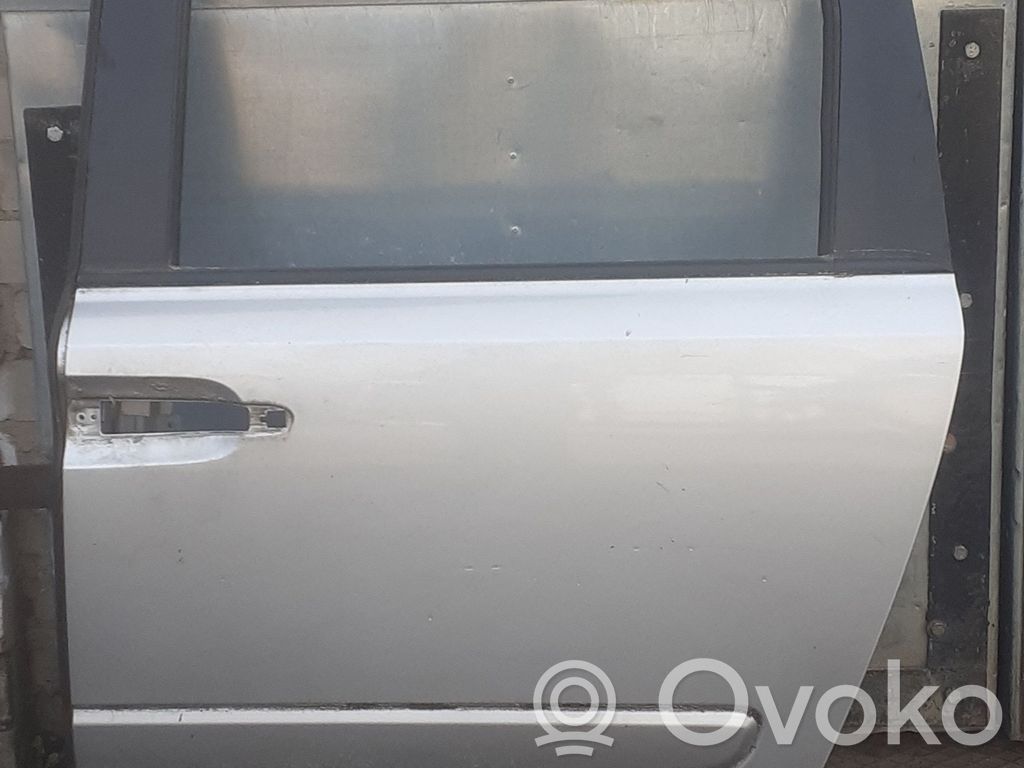 KIA Carnival Front door upper hinge 