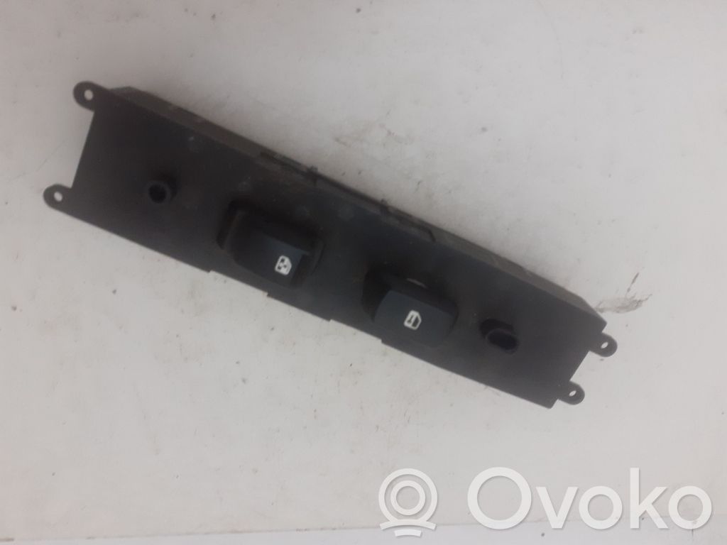 KIA Carnival Interruptor del elevalunas eléctrico 