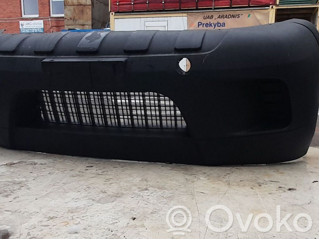 Iveco Daily 4th gen Parachoques delantero 