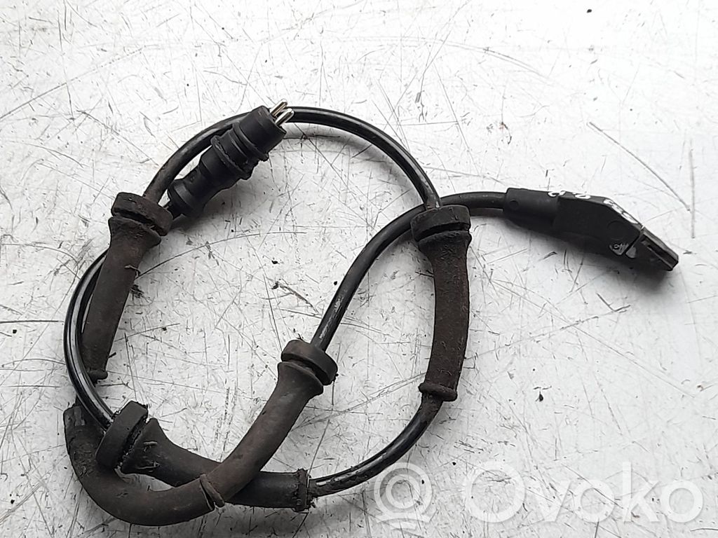 Renault Trafic II (X83) ABS brake wheel speed sensor 