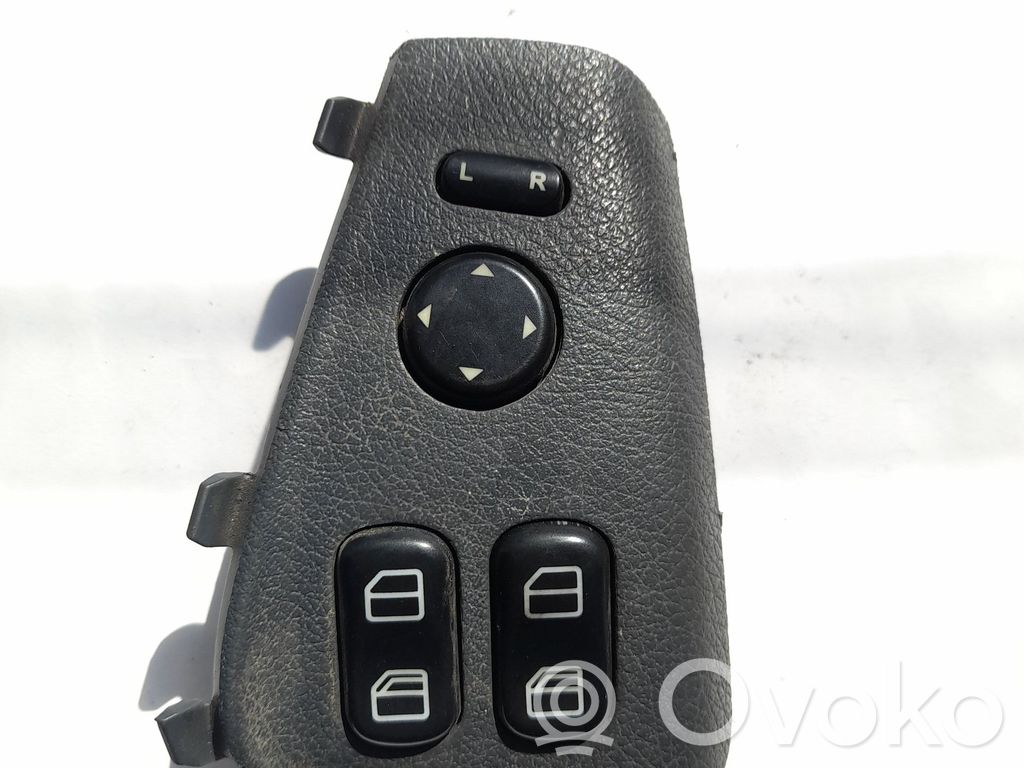 Mercedes-Benz Sprinter W901 W902 W903 W904 Przyciski szyb 
