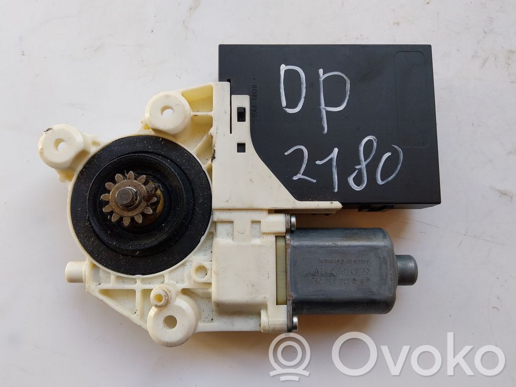 Ford Focus Front door window regulator motor 