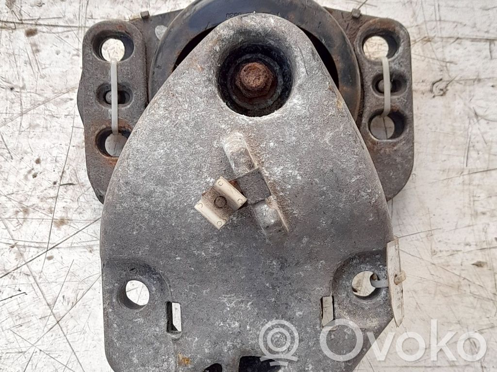 Renault Master II Engine mounting bracket 