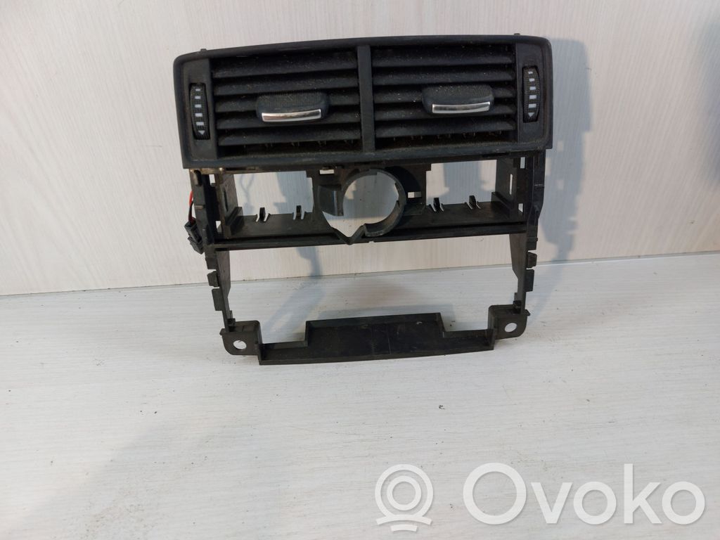 Audi A8 S8 D5 Rejilla de ventilación trasera 