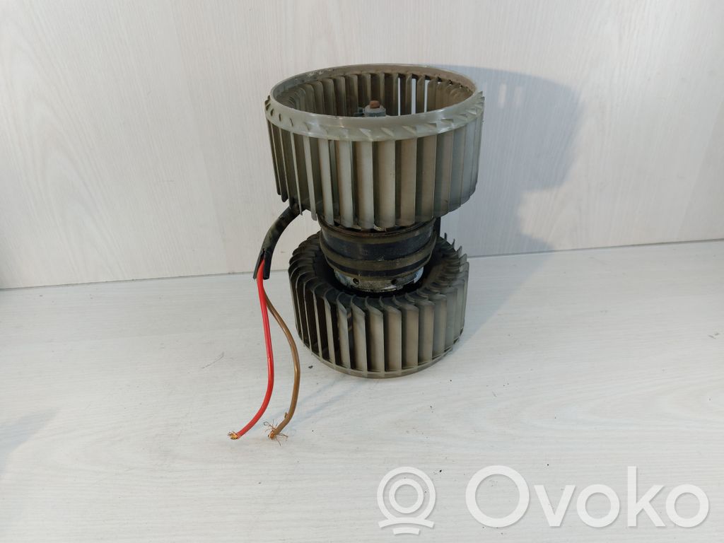 Audi A8 S8 D5 Mazā radiatora ventilators 