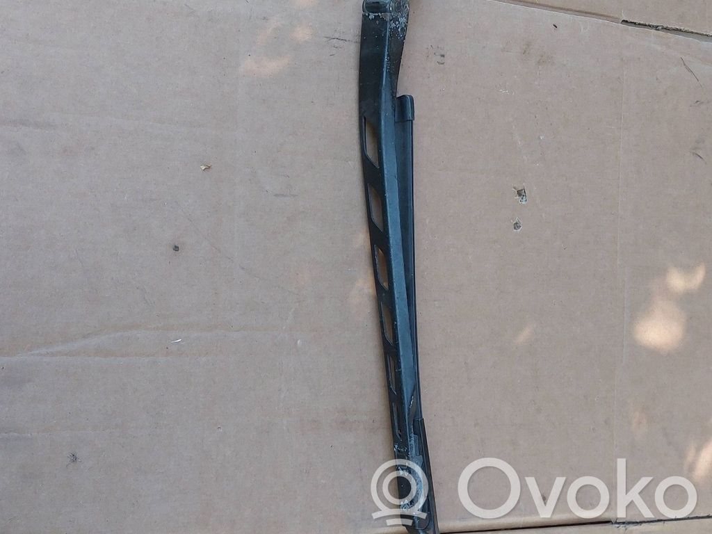 BMW 5 E60 E61 Wischerarm vorne 