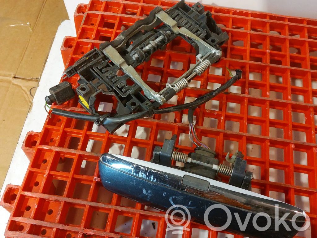 Audi A8 S8 D3 4E Etuoven lukko 