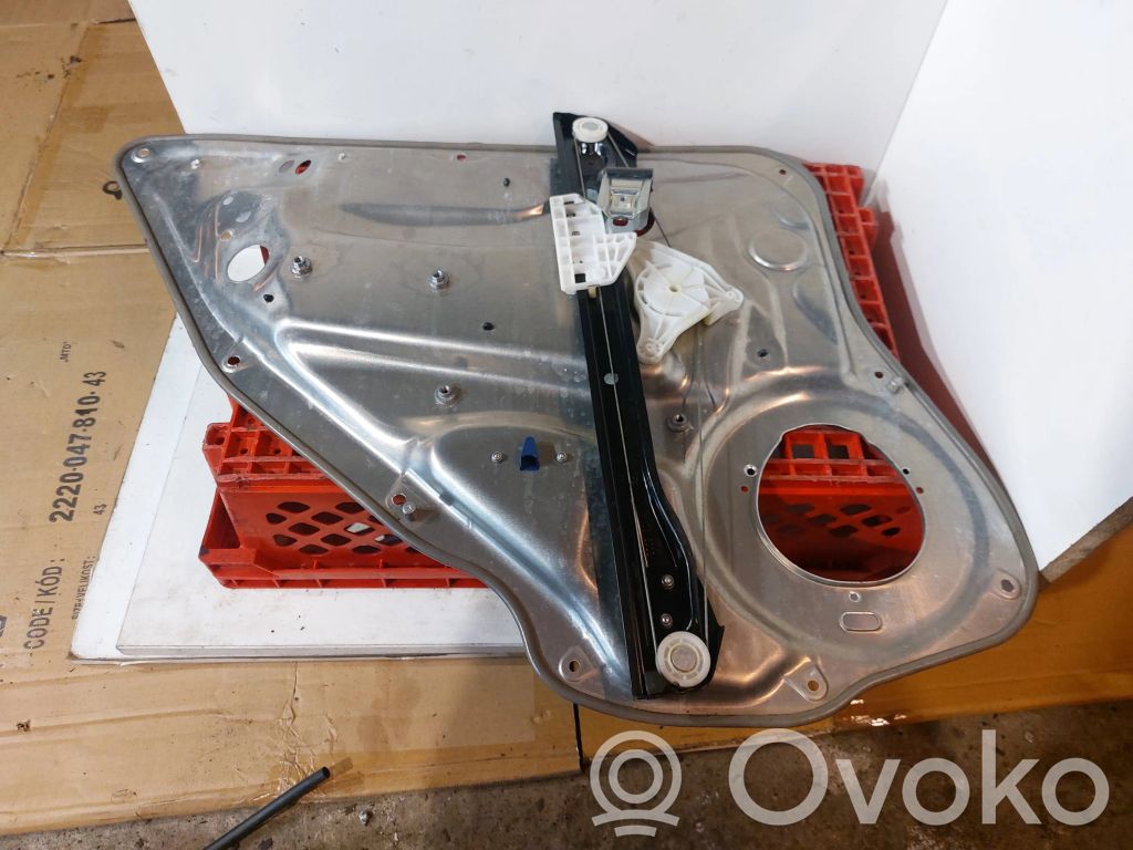 Mechanizm podnoszenia szyby tylnej bez silnika   A2047300479,A2125407405,A2128201402