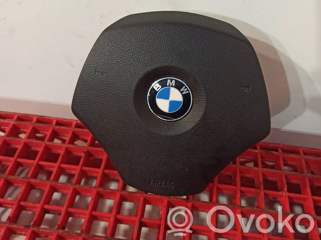 BMW 3 E90 E91 Vairo oro pagalvė 