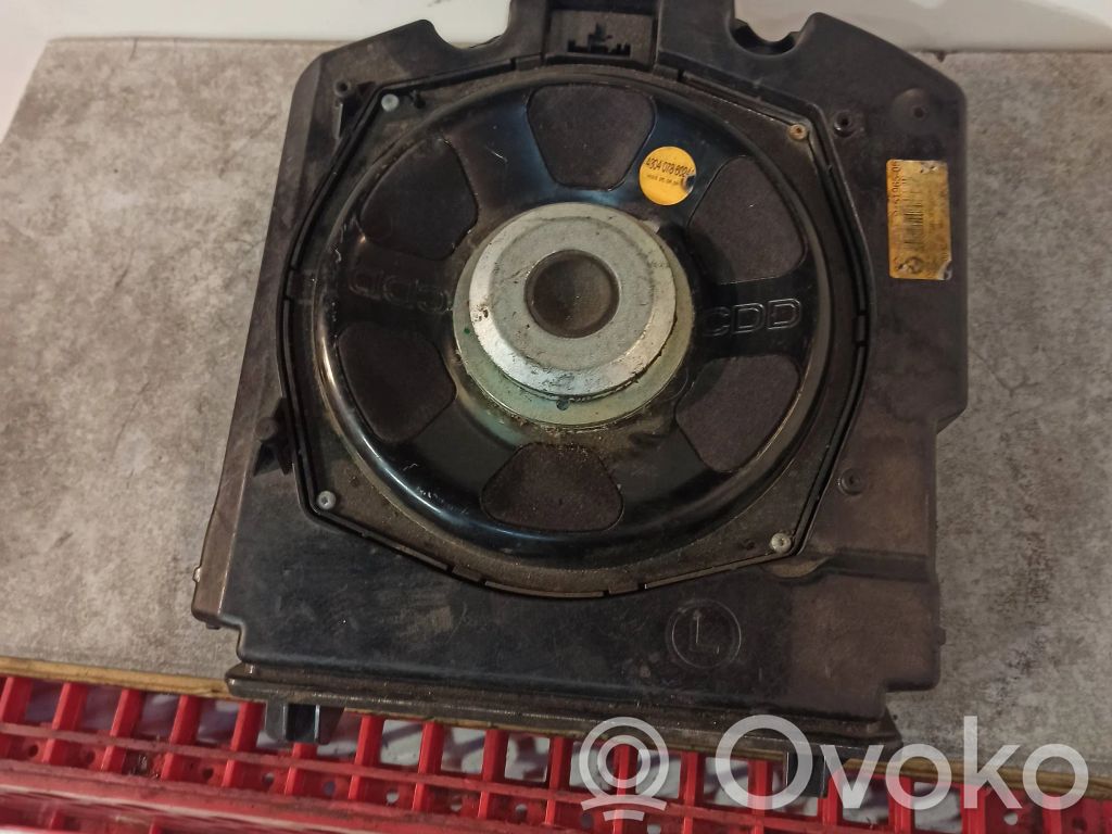 BMW 7 F01 F02 F03 F04 Subwoofer 