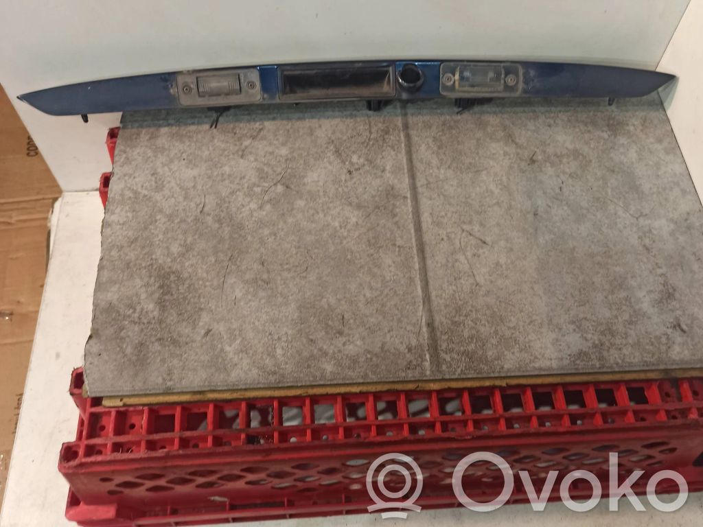 Éclairage de plaque d'immatriculation   4E0827576