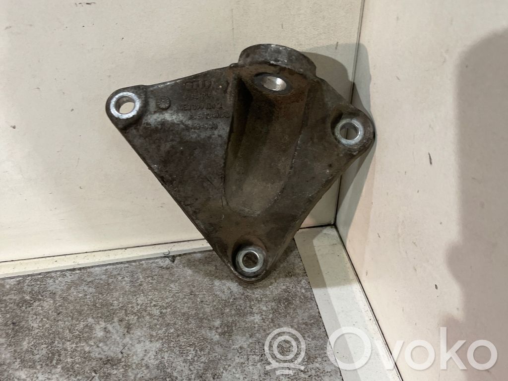 Audi A8 S8 D3 4E Support de boîte de vitesses 